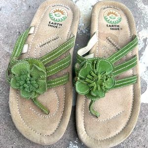 Earthshoe 6 Leather Upper Sandal Lavendar 6594027